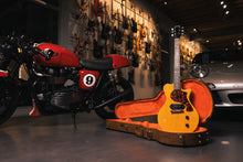 Load image into Gallery viewer, Carneglia Steed