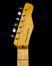 Load image into Gallery viewer, Dag Telstar