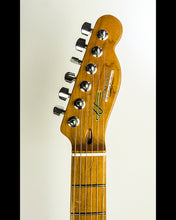 Load image into Gallery viewer, Lospennato Heart Guitar