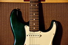 Load image into Gallery viewer, Mark Grant Calicaster Kandy Apple Green