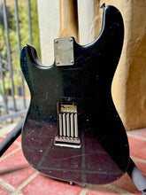 Load image into Gallery viewer, Waterslide Black Nitro Coodercaster