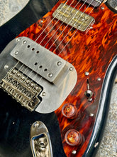 Load image into Gallery viewer, Waterslide Black Nitro Coodercaster