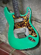 Load image into Gallery viewer, Waterslide Seafoam Coordercaster