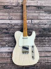 Load image into Gallery viewer, Whitfill T White Blonde