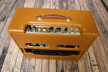 Load image into Gallery viewer, Lazy J J20