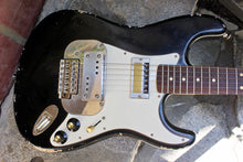 Load image into Gallery viewer, Waterslide S-style Coodercaster, black