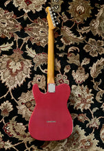 Load image into Gallery viewer, Whitfill T Dakota Red