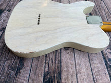 Load image into Gallery viewer, Whitfill T White Blonde