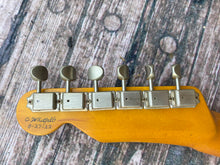 Load image into Gallery viewer, Whitfill T White Blonde