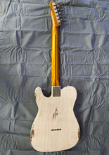 Load image into Gallery viewer, Whitfill White Blonde T