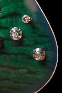 Carneglia Sublime Flame Top Green Burst