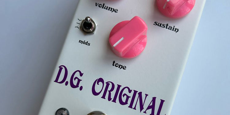 david gilmour distortion pedal DevTech DG Original – Destroy All Guitars
