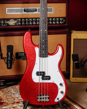 Load image into Gallery viewer, Doubleday Dorothy Red Flake Custom Peregrine Bass
