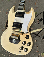 Load image into Gallery viewer, Alan Holdsworth's 1962 Les Paul SG
