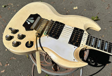 Load image into Gallery viewer, Alan Holdsworth's 1962 Les Paul SG
