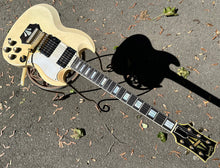 Load image into Gallery viewer, Alan Holdsworth's 1962 Les Paul SG
