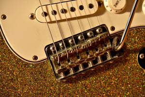 Mark Grant Calicaster Gold Sparkle