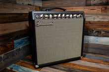 Load image into Gallery viewer, Glaswerks Zingaro 25 Watt Combo
