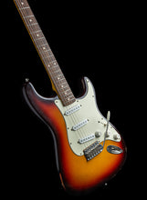 Load image into Gallery viewer, Iconic Vintage 62S, 3 Tone Sunburst
